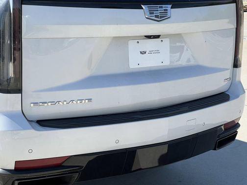 2022 Cadillac Escalade Sport Platinum