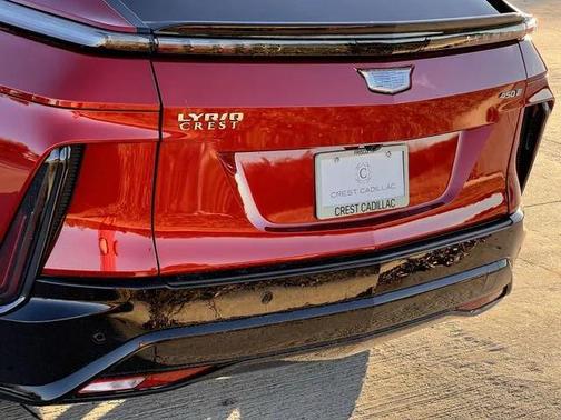 2025 Cadillac LYRIQ Sport