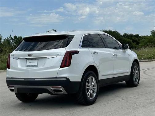 2022 Cadillac XT5 Premium Luxury
