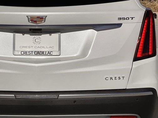 Crystal White Tricoat 2026 Cadillac XT5 Premium Luxury