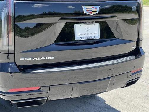 2025 Cadillac Escalade Sport
