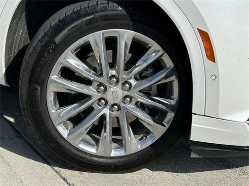 2023 Cadillac XT6 Premium Luxury FWD