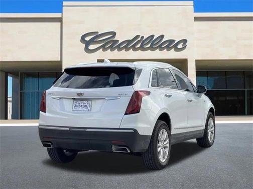 2025 Cadillac XT5 Luxury