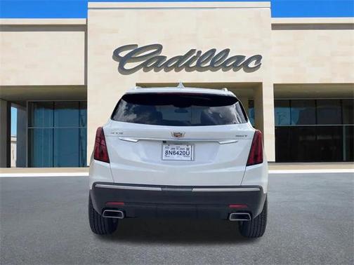2025 Cadillac XT5 Luxury