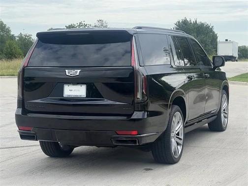 2023 Cadillac Escalade ESV Sport Platinum