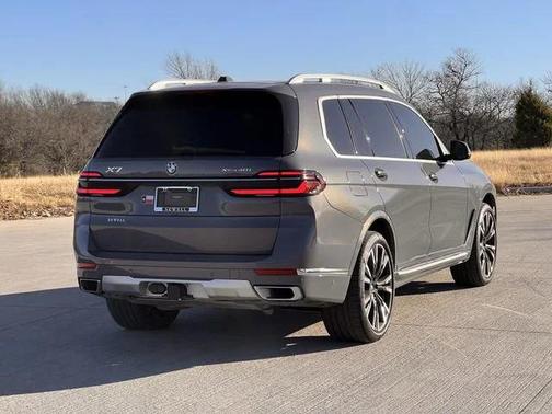 2023 BMW X7 xDrive40i