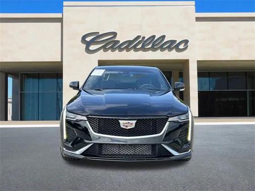 2023 Cadillac CT4 Sport