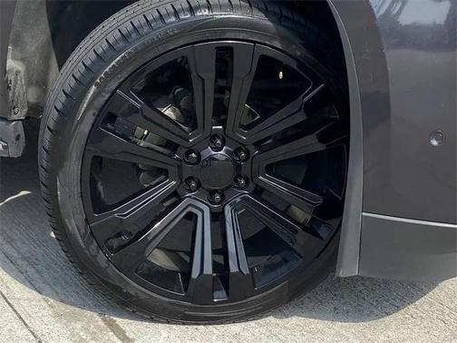 2017 Cadillac Escalade Luxury