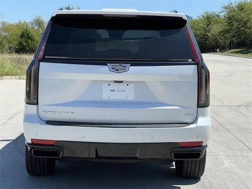2022 Cadillac Escalade Sport Platinum