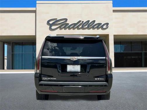 2018 Cadillac Escalade Premium Luxury