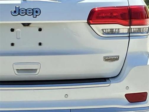 2017 Jeep Grand Cherokee Summit