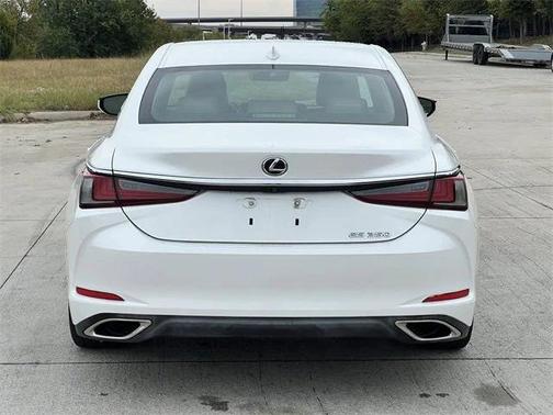 2019 Lexus ES 350 Base