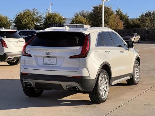 2023 Cadillac XT4 Premium Luxury