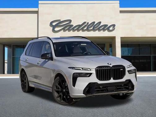 2024 BMW X7 M60i