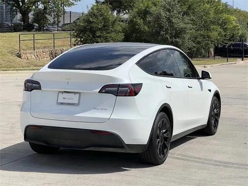 2023 Tesla Model Y Long Range Dual Motor All-Wheel Drive