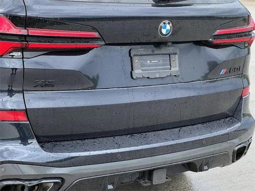 2025 BMW X5 M60i