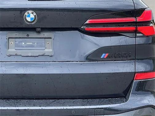 2025 BMW X5 M60i