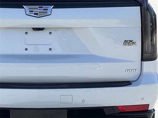 2022 Cadillac Escalade Sport