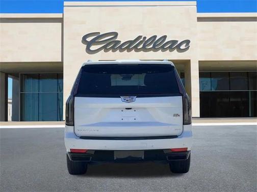 2022 Cadillac Escalade Sport
