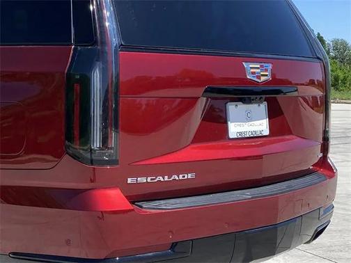 2025 Cadillac Escalade Sport Platinum