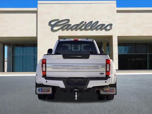 2022 Ford F-450 Platinum