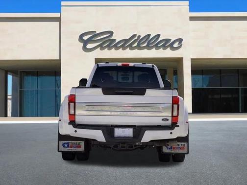 2022 Ford F-450 Platinum