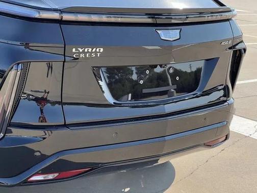 2025 Cadillac LYRIQ Sport