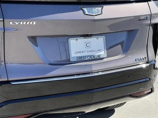 2025 Cadillac LYRIQ Luxury 1