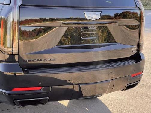 2026 Cadillac Escalade Sport Platinum