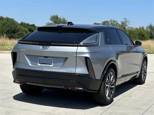 2025 Cadillac LYRIQ Sport 1