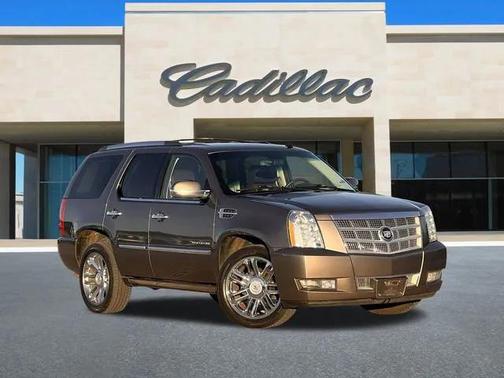 2011 Cadillac Escalade Platinum Edition