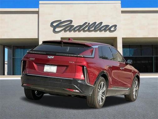 2025 Cadillac LYRIQ Luxury 1