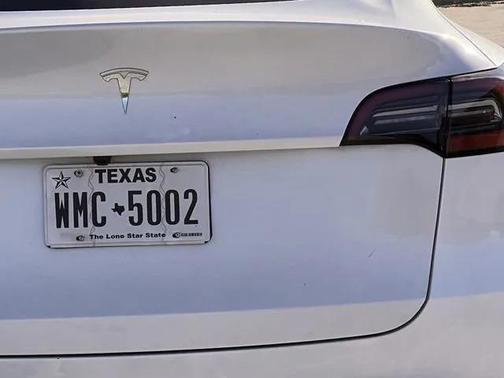 2025 Tesla Model Y Long Range Dual Motor Rear-Wheel Drive