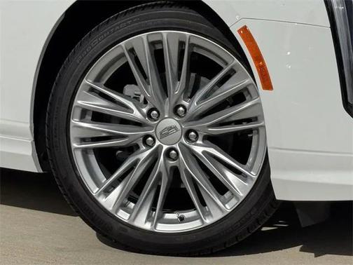 2025 Cadillac CT4 Premium Luxury