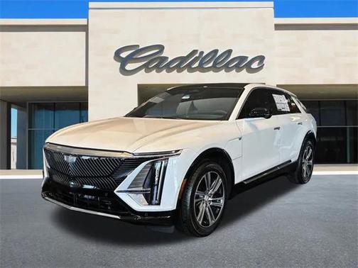 2025 Cadillac LYRIQ Luxury 1