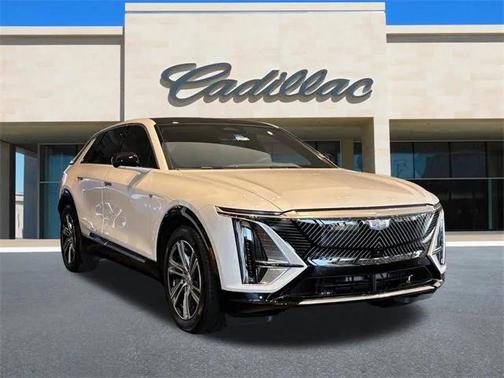 2025 Cadillac LYRIQ Luxury 1