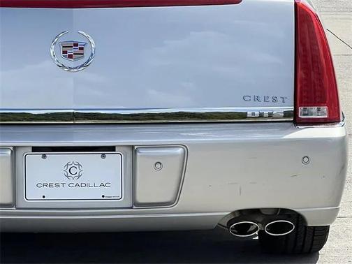 2008 Cadillac DTS Base