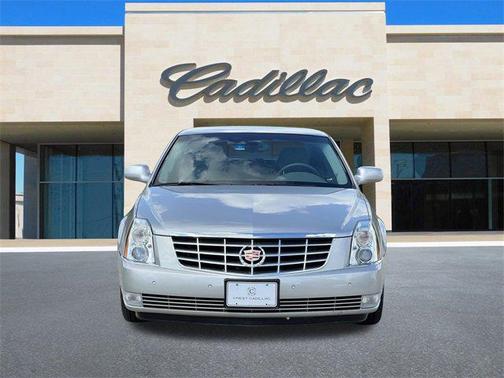 2008 Cadillac DTS Base