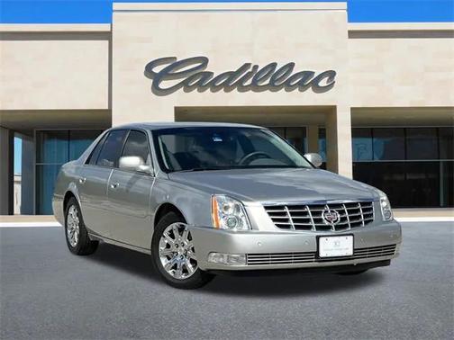 2008 Cadillac DTS Base