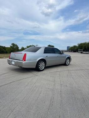 2008 Cadillac DTS Base