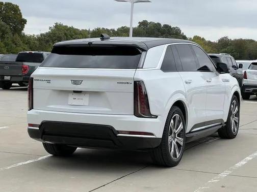 2025 Cadillac Escalade IQ Luxury 1