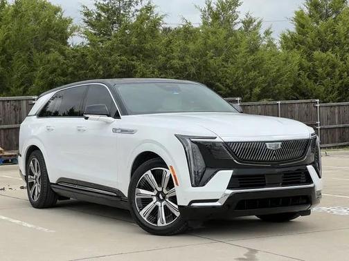 2025 Cadillac Escalade IQ Luxury 1