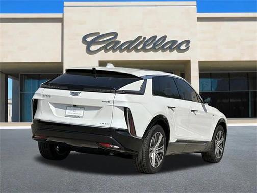 2025 Cadillac LYRIQ Luxury 1