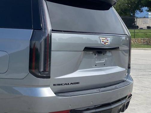 2025 Cadillac Escalade ESV V-Series