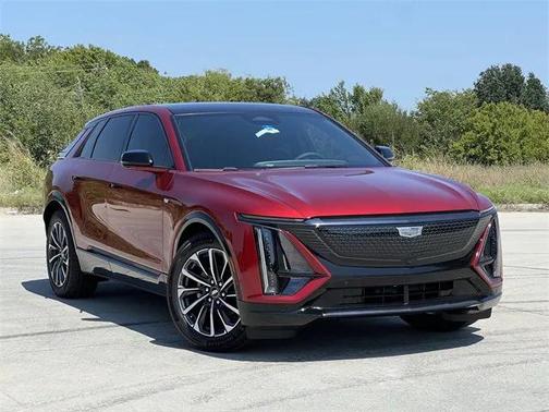 2025 Cadillac LYRIQ Sport