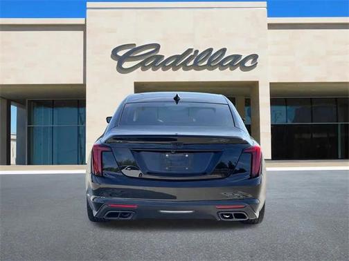 2022 Cadillac CT5 Luxury