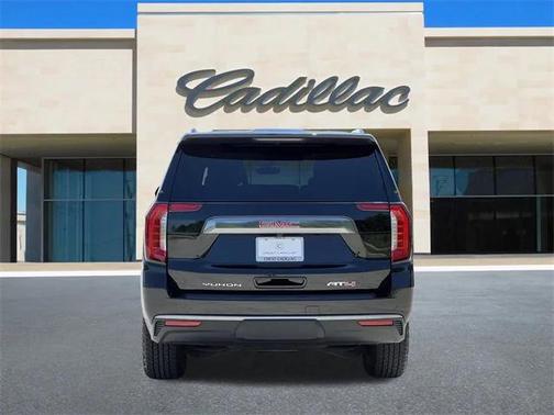 2024 GMC Yukon 4WD AT4