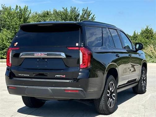 2024 GMC Yukon 4WD AT4