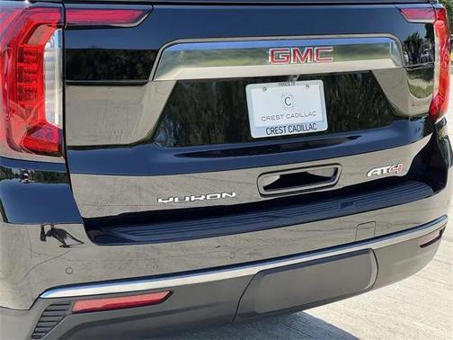 2024 GMC Yukon 4WD AT4