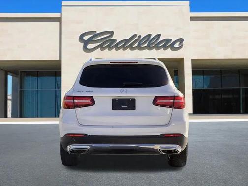 2018 Mercedes-Benz GLC 300 Base